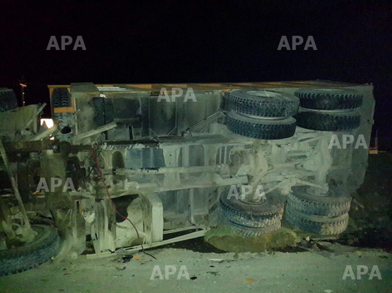 На трассе Баку-Шамахы грузовик врезался в автобус - ОБНОВЛЕНО - ФОТО - ВИДЕО