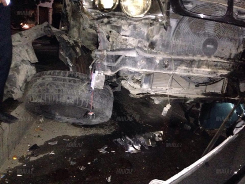 В Гяндже столкнулись BMW, Mitsubishi и "шестерка" - ОБНОВЛЕНО - ФОТО
