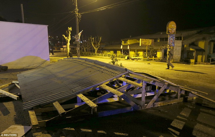Сильное землетрясение в Чили, цунами угрожает США - ОБНОВЛЕНО - ФОТО - ВИДЕО
