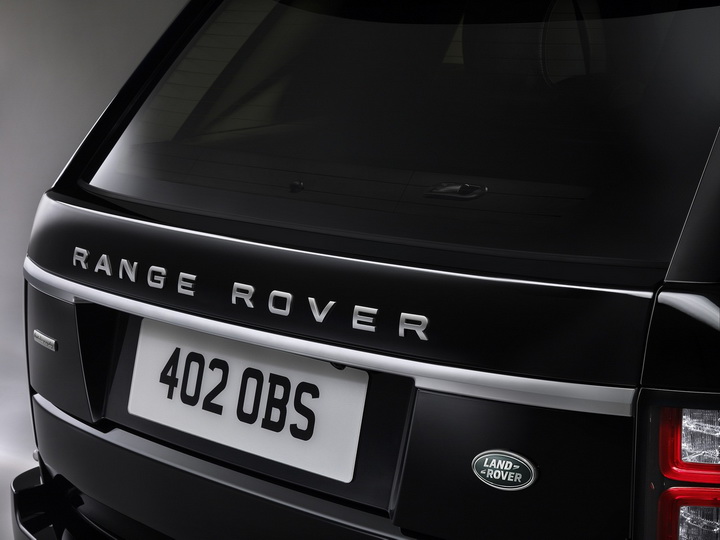 Новому Range Rover не страшны 15 кг динамита - ФОТО