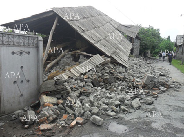 На северо-западе Азербайджана произошло сильное землетрясение: есть разрушения - ОБНОВЛЕНО - ФОТО