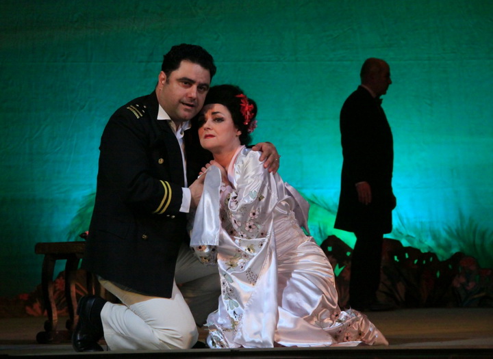 Звездный состав "Мадам Баттерфляй" на бакинской сцене обеспечил успех спектаклю - ФОТО