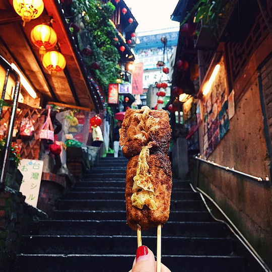 Девушка стала популярной в Instagram этими аппетитными снимками - ФОТО