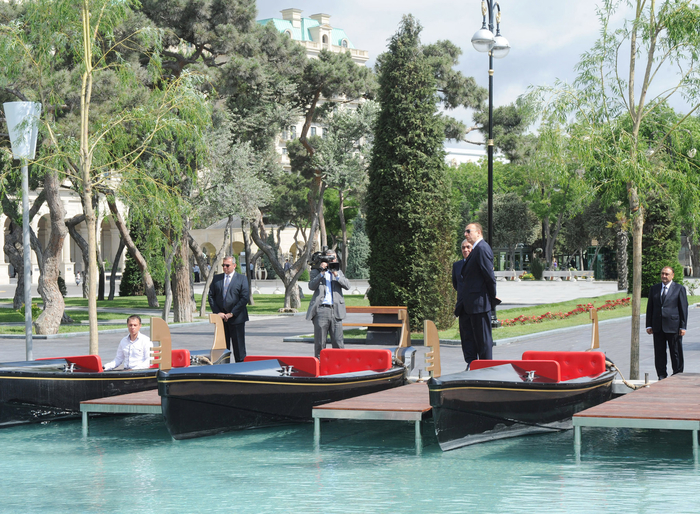 Президент Ильхам Алиев принял участие в открытии "Малой Венеции" на территории Приморского национального парка - ФОТО