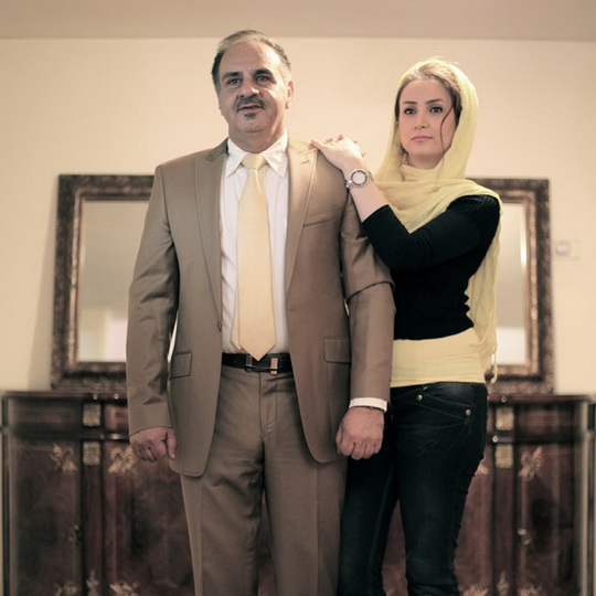 Такие разные: иранские отцы и их дочери - ФОТО