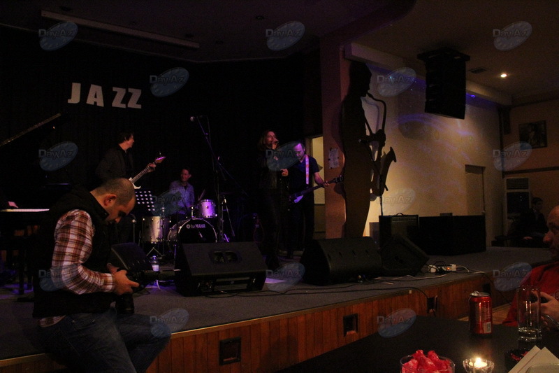 Рок, джаз и "Евровидение": феерический концерт Mary McBride Band в Баку – РЕПОРТАЖ - ФОТО