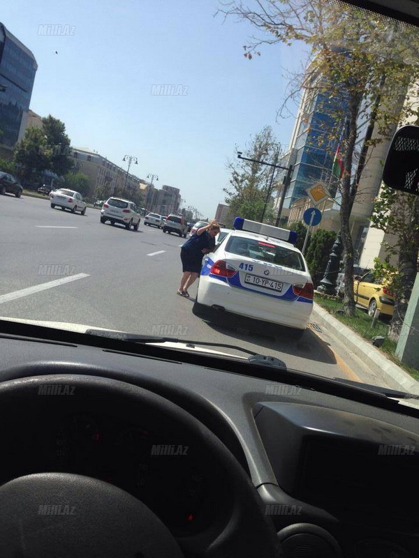 Bakıda yol macərası: zərif sürücü yalvarır, polis nazlanır - FOTO