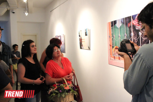 В Баку открылась выставка молодых фотографов - ФОТО