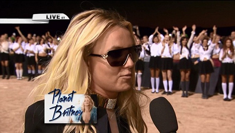Бритни Спирс встретилась с фанатами в необычном месте - ФОТО