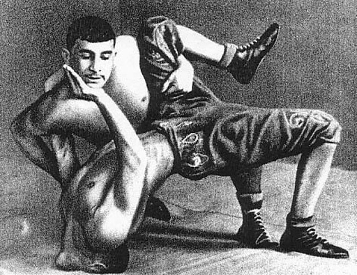 Зорхана и гюлеш: история спортивной борьбы в Азербайджане - ФОТО