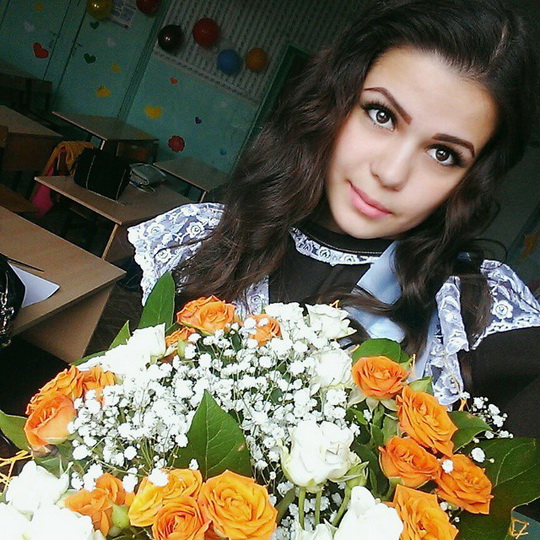 Фотографии выпускниц: "Последний звонок 2015" - ФОТО