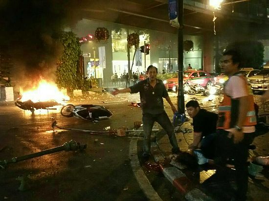 Момент страшного взрыва в Бангкоке попал на камеры - ОБНОВЛЕНО - ФОТО - ВИДЕО