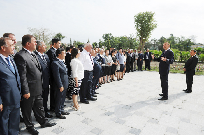 Президент Ильхам Алиев: "В Азербайджане проводится очень продуманная и целенаправленная молодежная политика" - ОБНОВЛЕНО - ФОТО