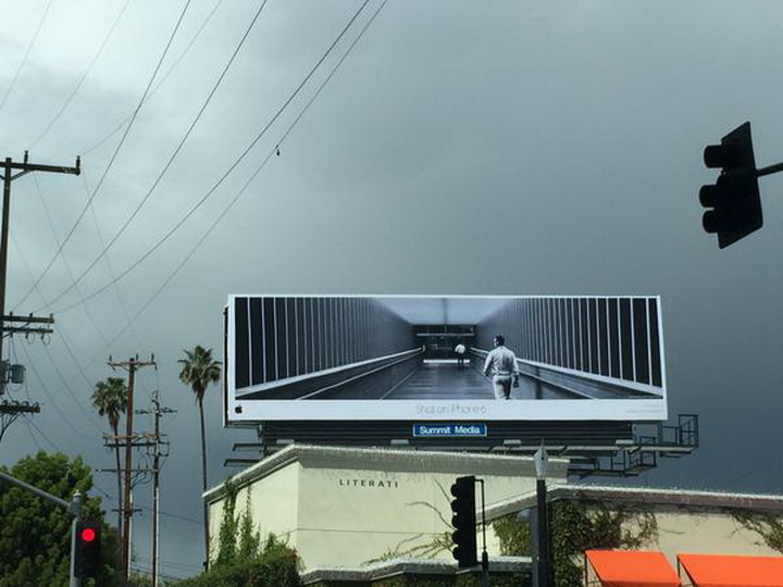 Apple сделала билборды из снимков пользователей iPhone 6 - ФОТО