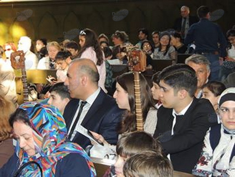 В Баку прошел концерт юных талантов, посвященный 91-летию Общенационального лидера Гейдара Алиева – РЕПОРТАЖ - ФОТО