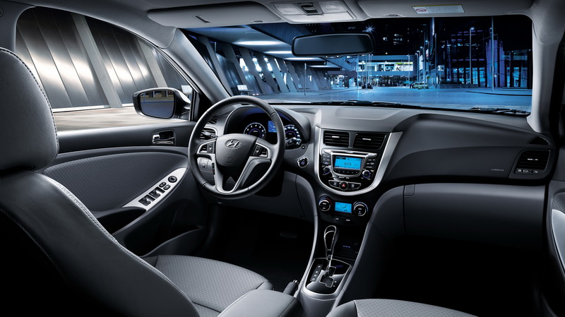 Hyundai назвал три причины купить Accent в марте - ФОТО