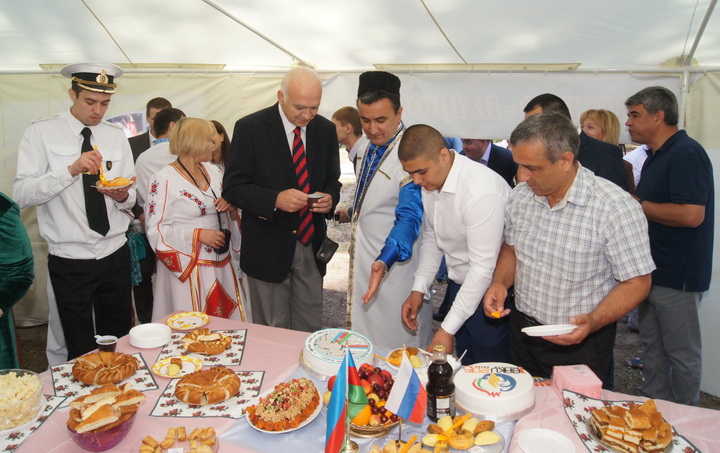 Вот как азербайджанцы Ульяновской области отметили праздники - ФОТО