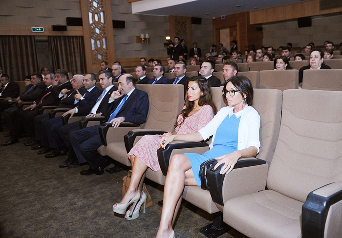 Первая леди Мехрибан Алиева приняла участие в презентации фильма и книги "Евровидение в Баку" - ОБНОВЛЕНО - ФОТО