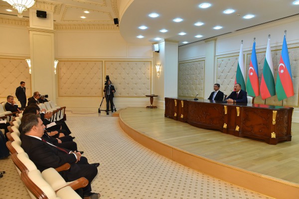 Президент Ильхам Алиев: "Болгария является для Азербайджана одним из надежных партнеров в Европе" - ОБНОВЛЕНО - ФОТО