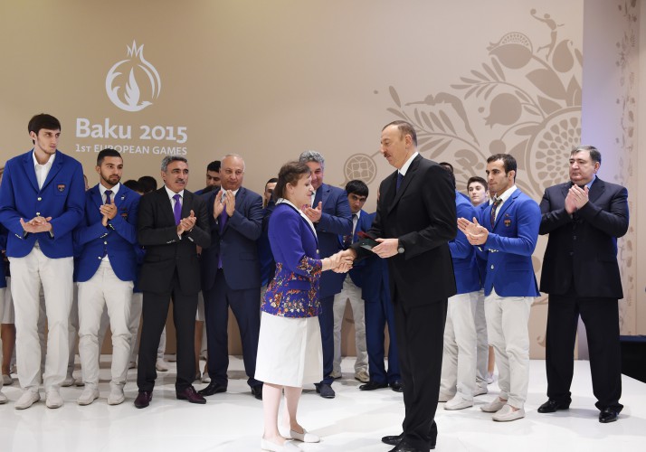Первая леди Мехрибан Алиева награждена орденом "Гейдар Алиев" за большие заслуги в организации Евроигр - ОБНОВЛЕНО - ФОТО - ВИДЕО