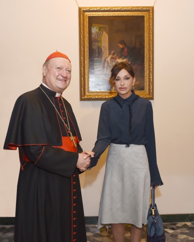 Первая леди Азербайджана Мехрибан Алиева встретилась в Ватикане с министром культуры Святого Престола - ФОТО
