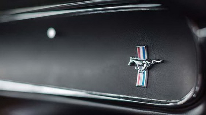 Уникальный прототип Ford Mustang уйдет с аукциона - ФОТО