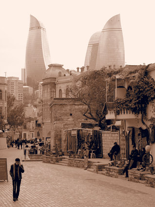 Huffington Post Canada: 7 причин обязательно посетить Баку - ФОТО