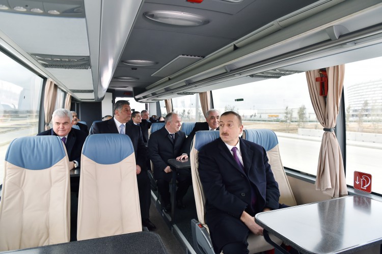 Президент Ильхам Алиев ознакомился с дорожно-транспортной инфраструктурой, строящейся вокруг Бакинского Олимпийского стадиона - ФОТО - ВИДЕО