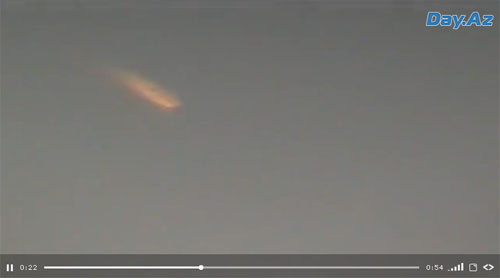 Очевидец снял на видео полет гигантского астероида - ВИДЕО