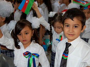 В Баку детей будут автоматически записывать в первый класс